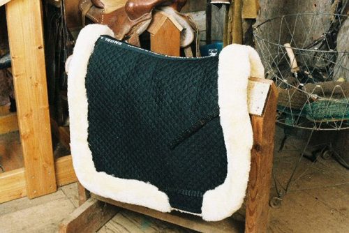 All Purpose Saddle Blanket with Complete Lining & Full Roll Edge