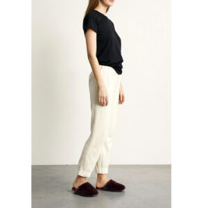 MOU Slippers Wine