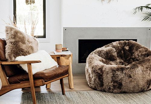 Auskin Plush Seating